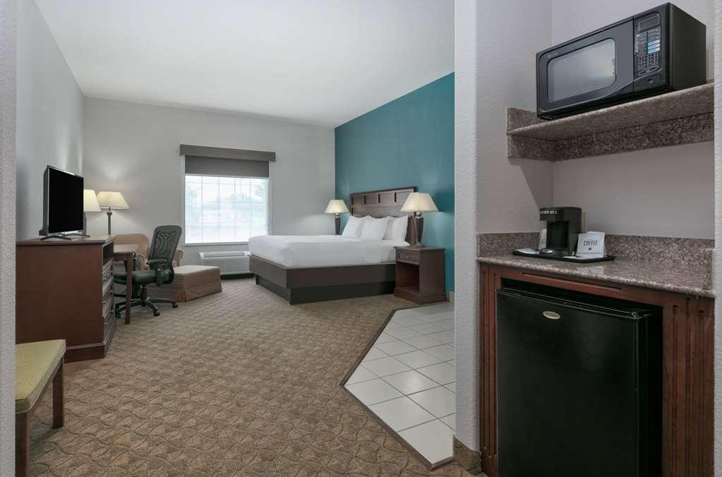 Baymont Inn & Suites By Wyndham Glen Rose Habitación foto